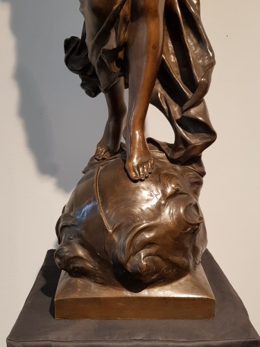 Déesse de la terre - E. Drouot (1859 - 1945) - Sculpture Style 