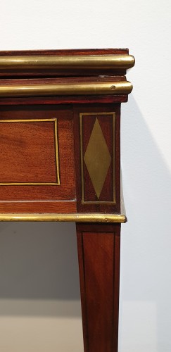 Antiquités - Table à jeu, époque Directoire