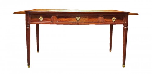 Bureau plat Louis XVI