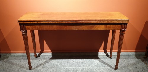 Longue table à jeu Louis XVI - Mobilier Style 