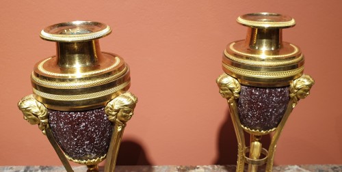 Paire de cassolettes en porphyre et bronze doré - Objet de décoration Style Restauration - Charles X