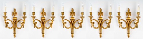  - Suite de cinq appliques en bronze vers 1900