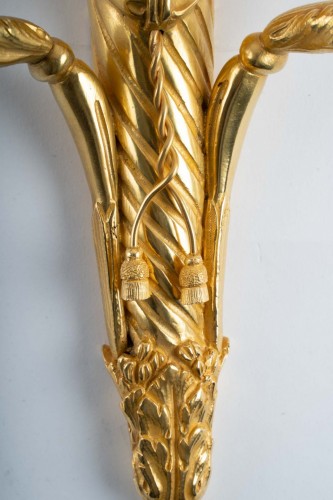 Paire d'appliques en bronze doré à deux bras de lumière - Catel Antiquités