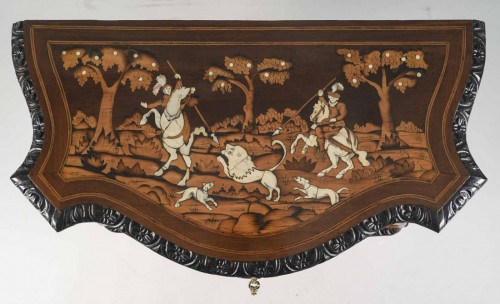 A Lombardy Commode - Furniture Style 