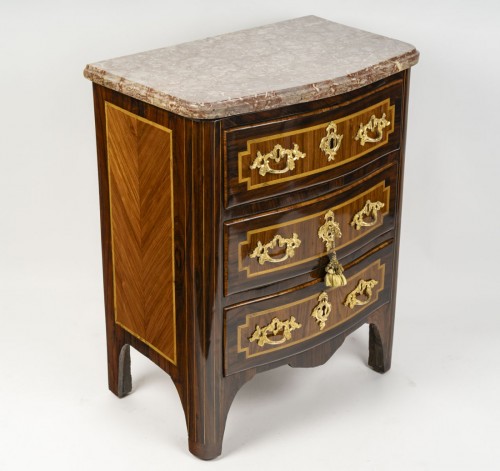 XVIIIe siècle - Commode d'époque Louis XV