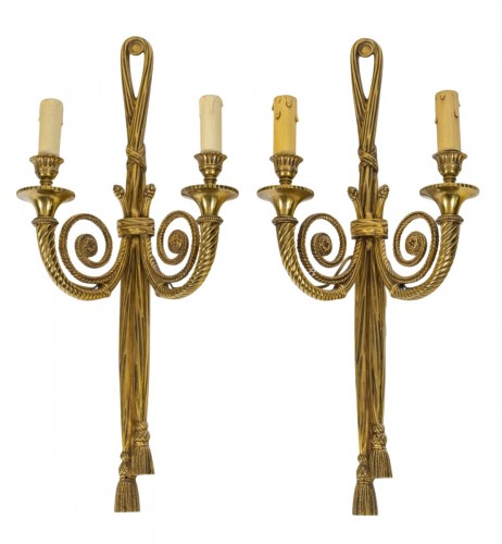 Paire appliques en bronze doré début XXe