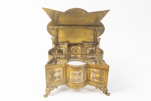 XIXe siècle - Pupitre d'autel ou Thabor de style néogothique XIXe siècle