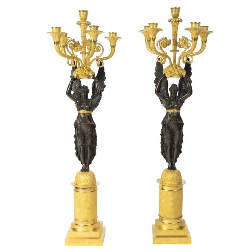 Grande paire de candélabre en bronze doré et patiné, d'époque Empire