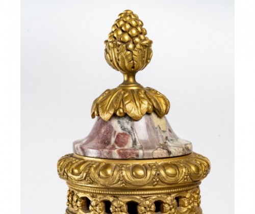 Antiquités - Pair Of Napoleon III Marble And Gilded Bronze Cassolettes