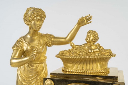 Gilded bronze clock, “The Birth of Love,” signed Lemoine Beudan. 19th century - Restauration - Charles X