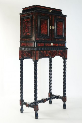Antiquités - Cabinet flamand du XVIIe siècle