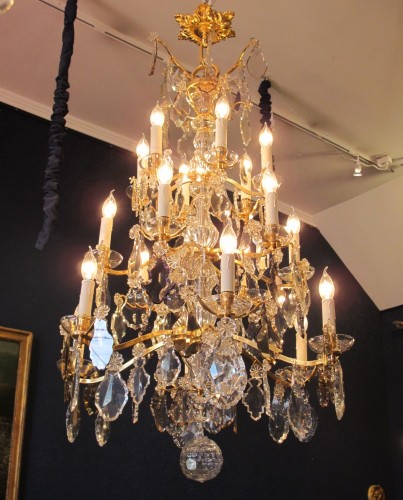 An Important Crystal Louis XV Style Chandellier - Lighting Style 