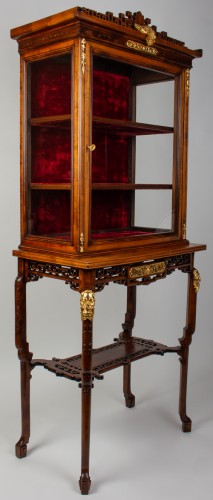 A Vitrine-cabinet-on-stand attributed to Gabriel Viardot - 