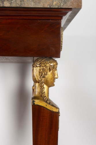 Antiquités - A 1st Empire period (1804 - 1815) console table.