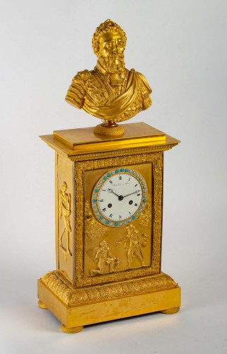 Horology  - A Restauration period clock with a bust of the king Henri IV