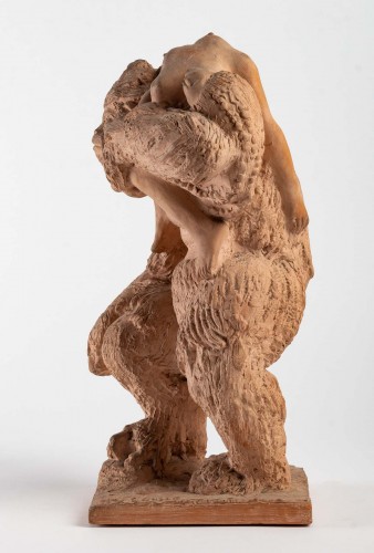 Sculpture Sculpture en Terre cuite - Honoré Sausse (1891 - 1936)  - Yeti portant sa captive