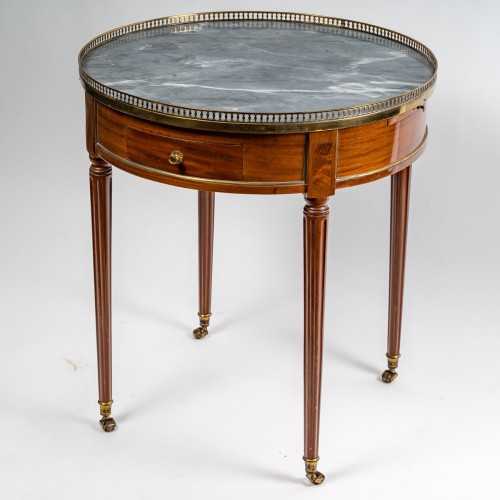 XVIIIe siècle - Table bouillotte d'époque Louis XVI 