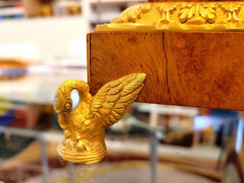Garniture en Loupe d'orme et Cristal signée « PLANCHON à Paris » - Hirsch Antiquités