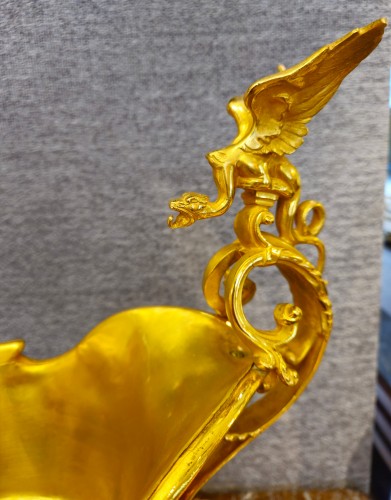 Importante garniture en bronze doré et finement ciselée - Régence