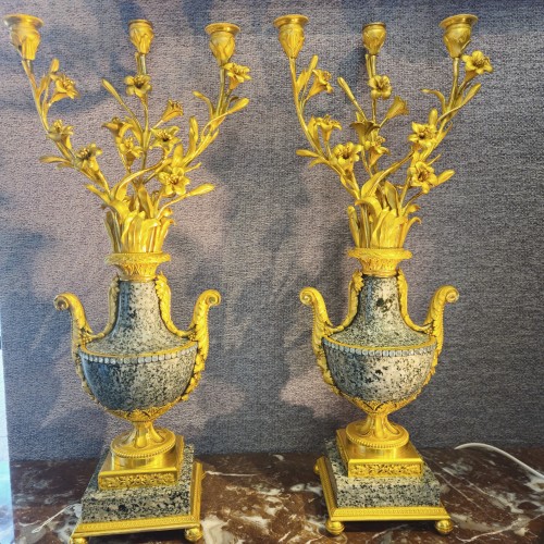 Paire de candélabres en bronze doré, granit et pierres de Rhin - Luminaires Style Napoléon III
