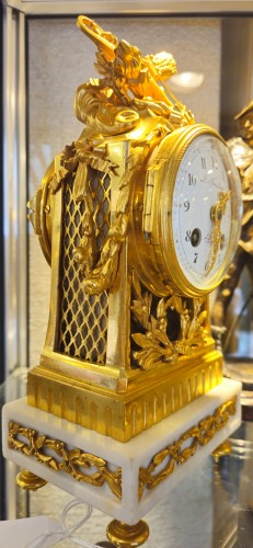 Horlogerie Pendule - Charmante petite Pendule dLouis XVI – Mouvement signé Le Faucheur (1808–1830)