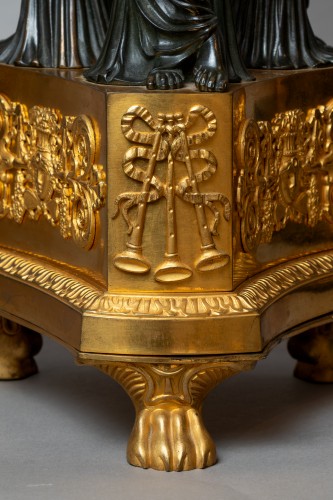 Objet de décoration Cassolettes, coupe et vase - Important centre de table d’époque Empire attribué à Thomire