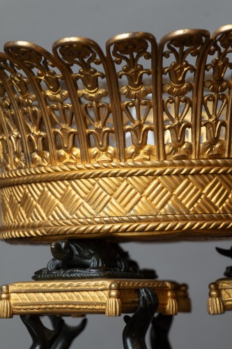 XIXe siècle - Important centre de table d’époque Empire attribué à Thomire