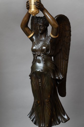 Paire de candélabres Empire en bronze doré et patiné signés Rabiat - Empire