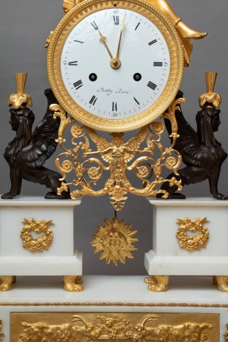 Importante pendule Empire "À la Bacchante" signée BAILLY - Horlogerie Style Empire