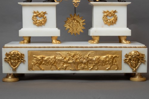 Importante pendule Empire "À la Bacchante" signée BAILLY - Empire