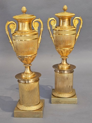 Paire de cassolettes-bougeoirs réversibles en bronze doré d'époque Empire - Objet de décoration Style Empire