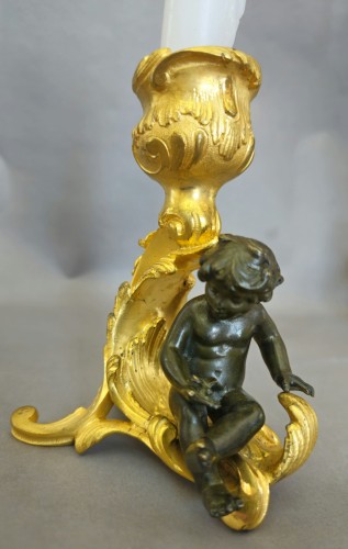 Luminaires Bougeoirs et Chandeliers - Paire de petits bougeoirs en bronze, maison Barbedienne