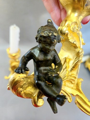 Paire de petits bougeoirs en bronze, maison Barbedienne - Hirsch Antiquités