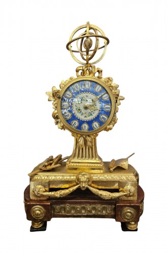 Pendule aux symboles maçonniques, fin XVIIIe siècle, début XIXe.