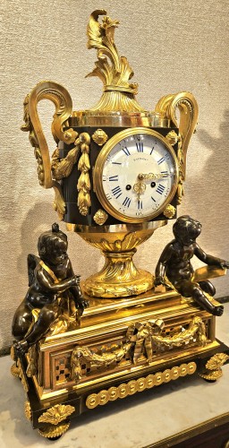 Antiquités - Importante pendule en bronze signée Raingo Frères  et Picard, modèle d'Osmond