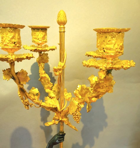 Paire de grands candélabres aux bacchantes, bronze patiné et doré au mercure - Napoléon III