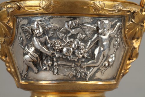 Napoléon III - Bronze lidded vase by F Barbedienne