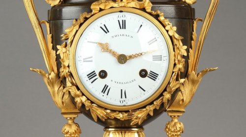 Fine Louis XVI Vase-Shaped Mantle Clock - Horology Style Louis XVI