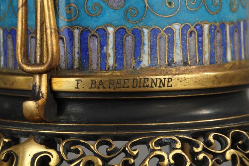 Vase rouleau en bronze cloisonné F. Barbedienne - Hirsch Antiquités