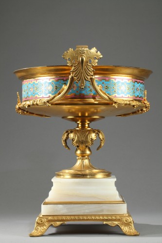Large gilt bronze cup, Algerian onyx and cloisonné enamels - 