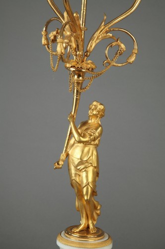 Paire de candélabres Louis XVI en bronze doré - Luminaires Style Louis XVI