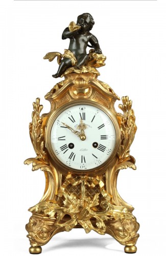 Rocaille clock with dolphins