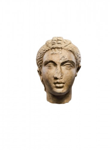 Ancient Roman marble portrait head of a girl, 2nd/3rd century A.D.