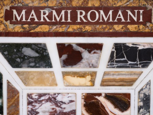 Plaque de spécimens de marbres italiens "Marmi Romani" - Objets de Curiosité Style 