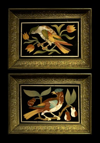 Pair of florentine pietra dura plaques with birds in gilt bronze frame, 18th Century - Decorative Objects Style 