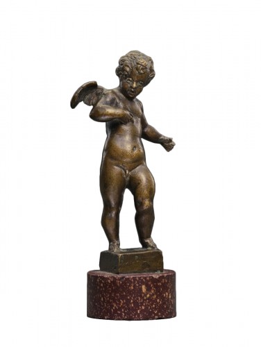 Bronze Figure of Young Cherub on porphyry base, Workshop of Roccatagliata