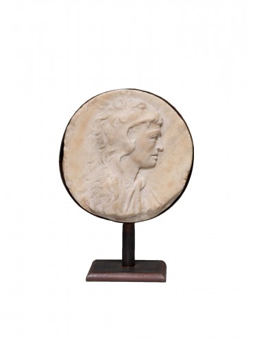 Alexandre le Grand en Hercule - Relief circulaire en marbre 16e siècle