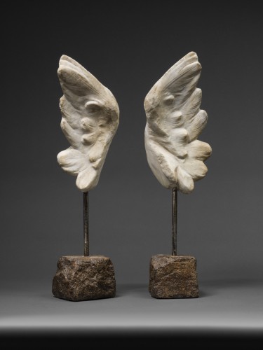 Sculpture  - Pair of marble wings, Italy, 16th Century