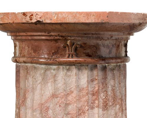 Objet de décoration Colonne Piédestal - Paire de colonnes en marbre rose 19e
