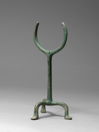 Ancient Art  - Sassanian Bronze Tripod